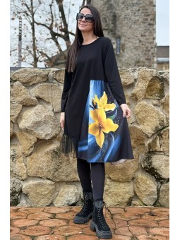 Rochii de zi colorate cu imprimeu floral galben intens